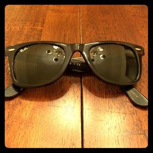 Ray-Ban Original Wayfarer Classic sunglasses